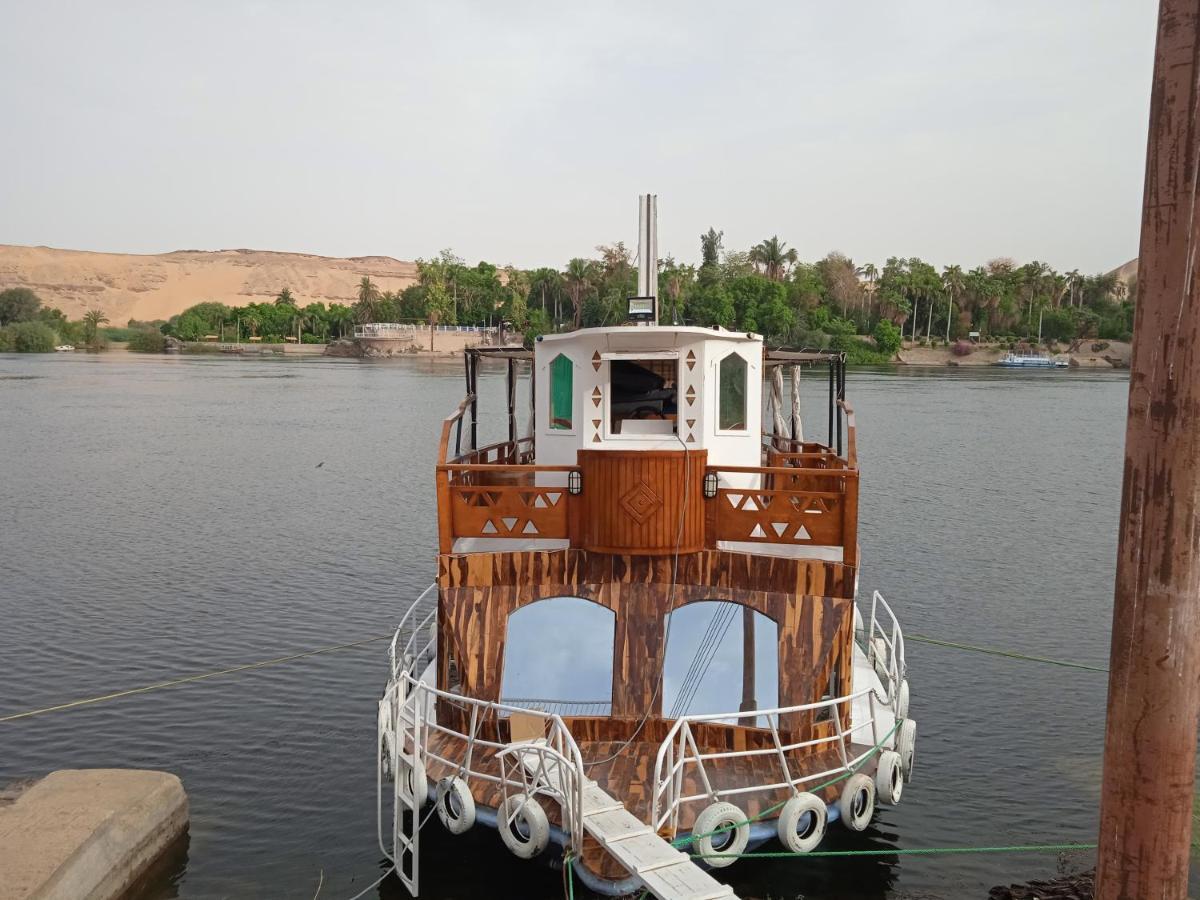 Houseboat Hotel And Nile Cruises Zainoba Asuán Exterior foto